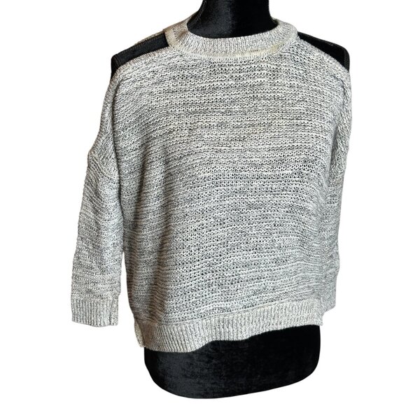 Express Open Shoulder Knit Sweater Womens Size Small Crew Neck Grey Black - Picture 3 of 16